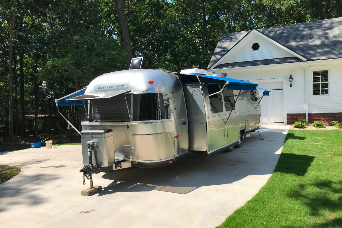 2003 Airstream Classic 30 With Slide Out in Hartwell, GA
