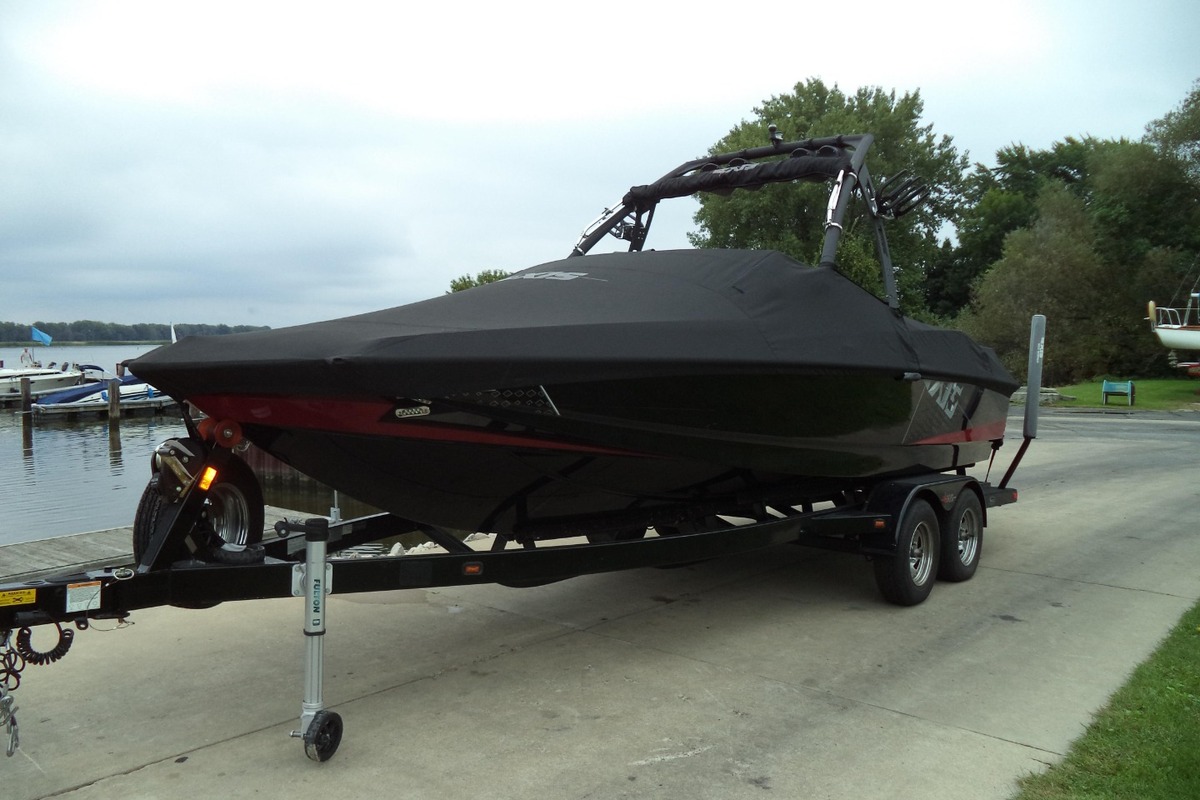 2012 Axis A22, 0