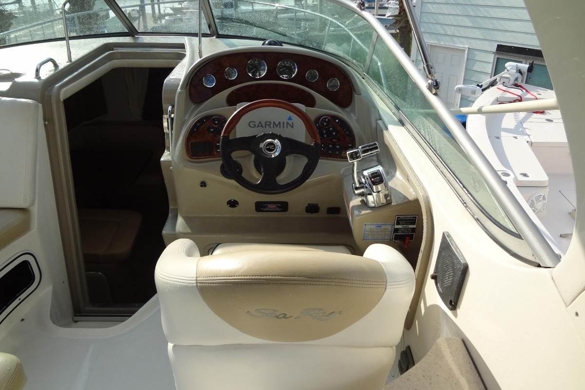 2008 Sea Ray 260 Sundancer, 3