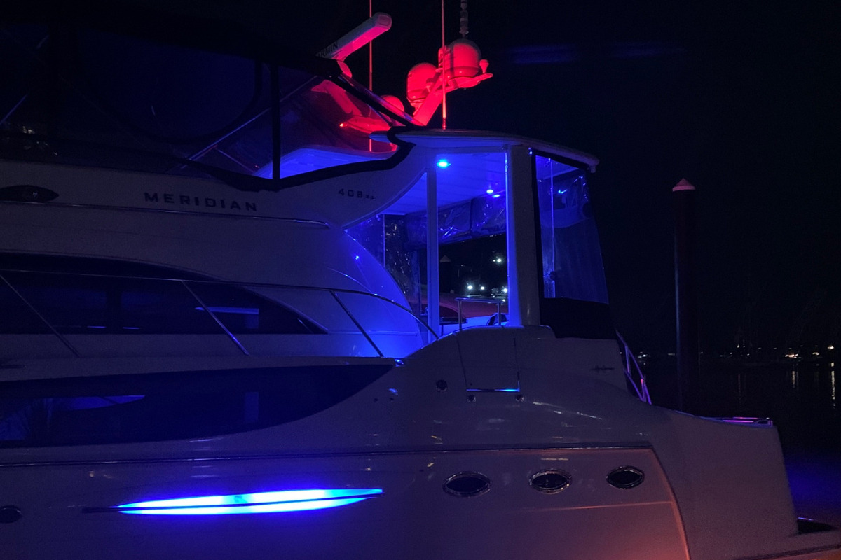 2004 Meridian Yachts 459, 37