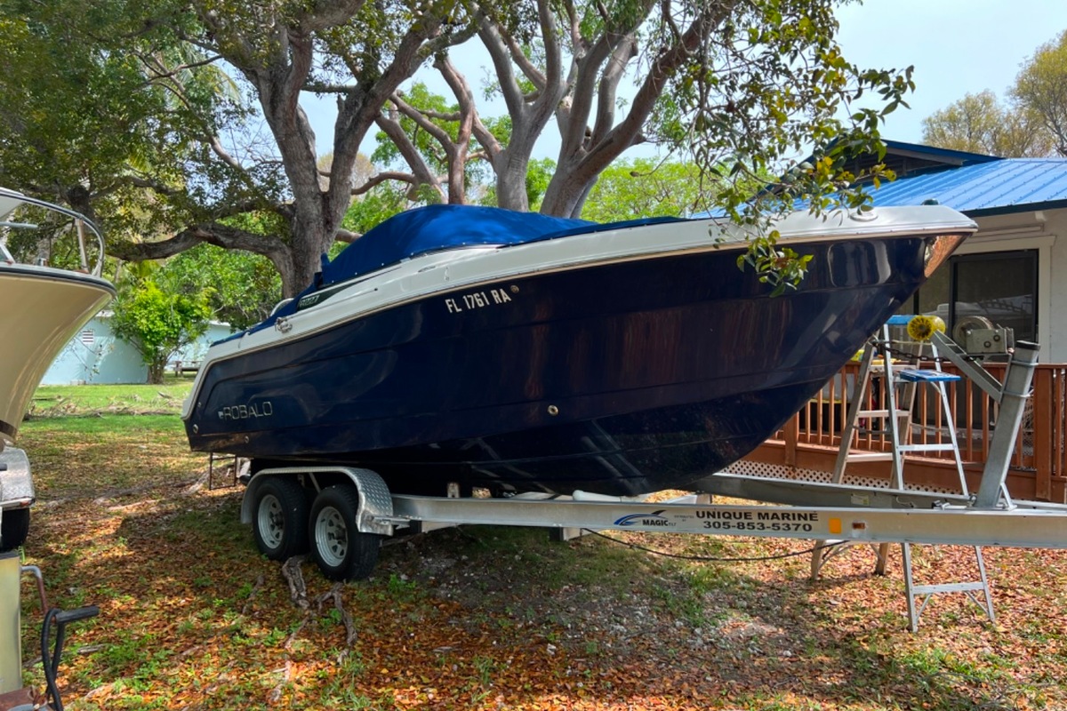 2016 Robalo 227 DC, 4