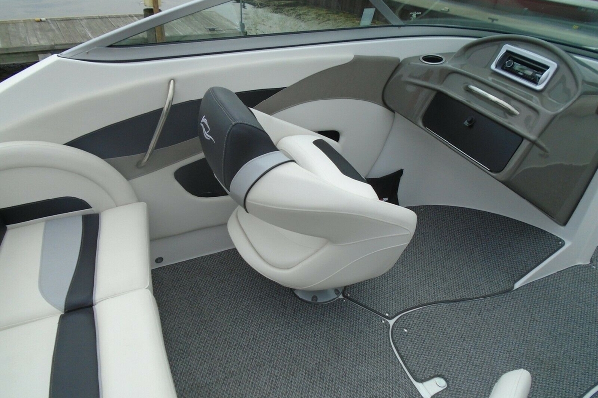 2016 Rinker Captiva 196 BR, 12