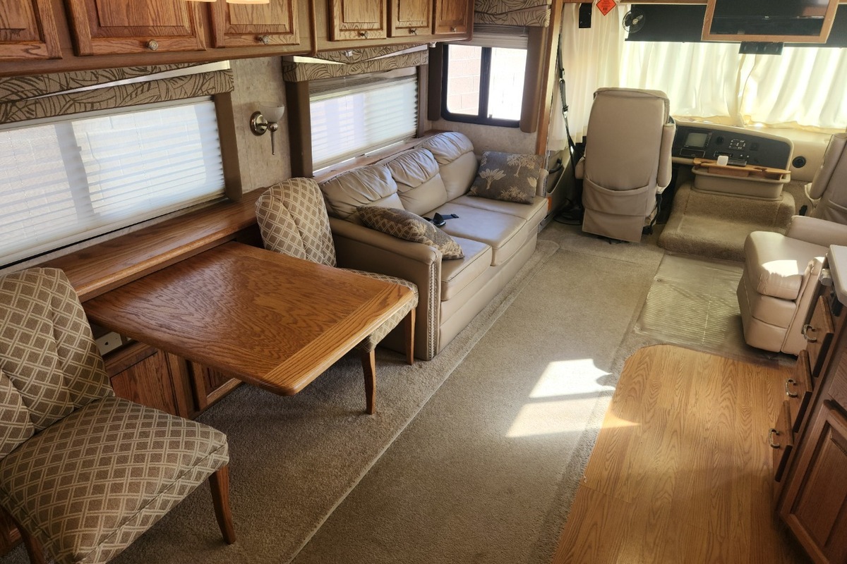 2005 Tiffin Allegro Bay 37DB 37DB, 8