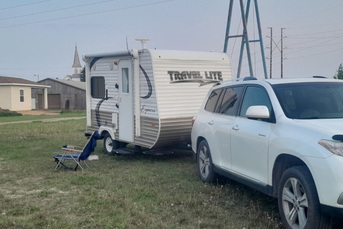 2017 Travel Lite Express E14X w/rear flip out bed, 6