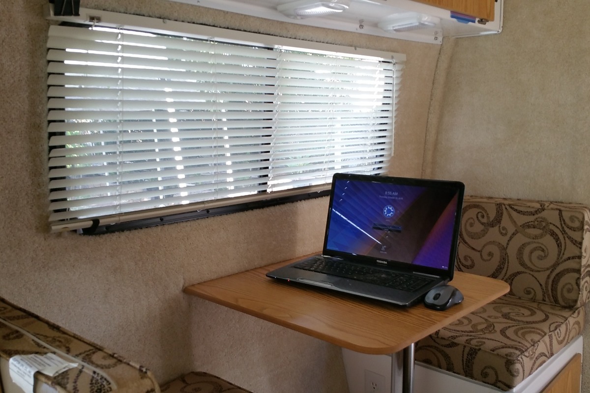 2016 Casita Casita-17 Spirit Deluxe, 9