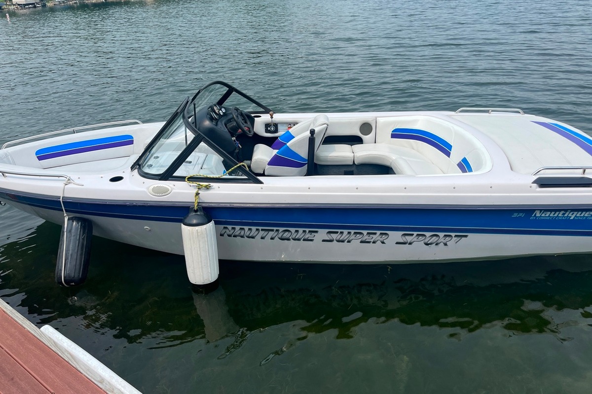1995 Ski Nautique Super Sport, 0