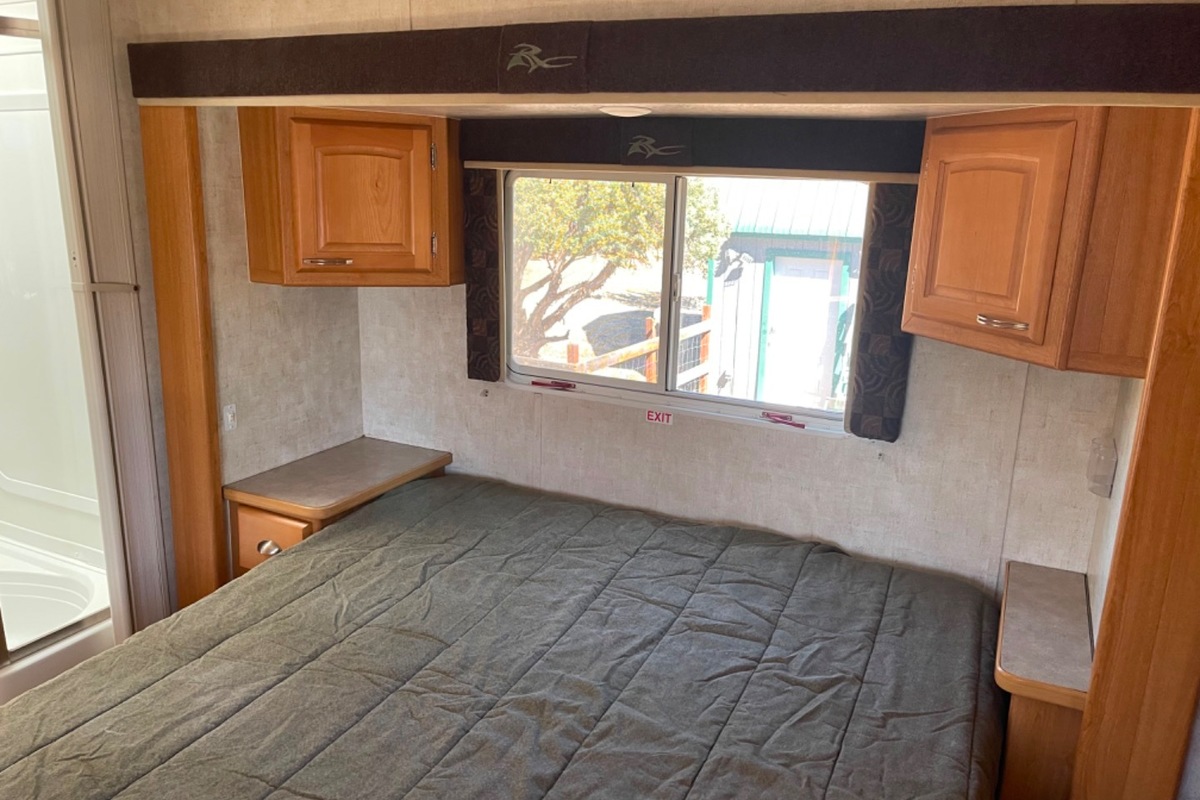 2007 Ragen Blackhawk 36-05, 15
