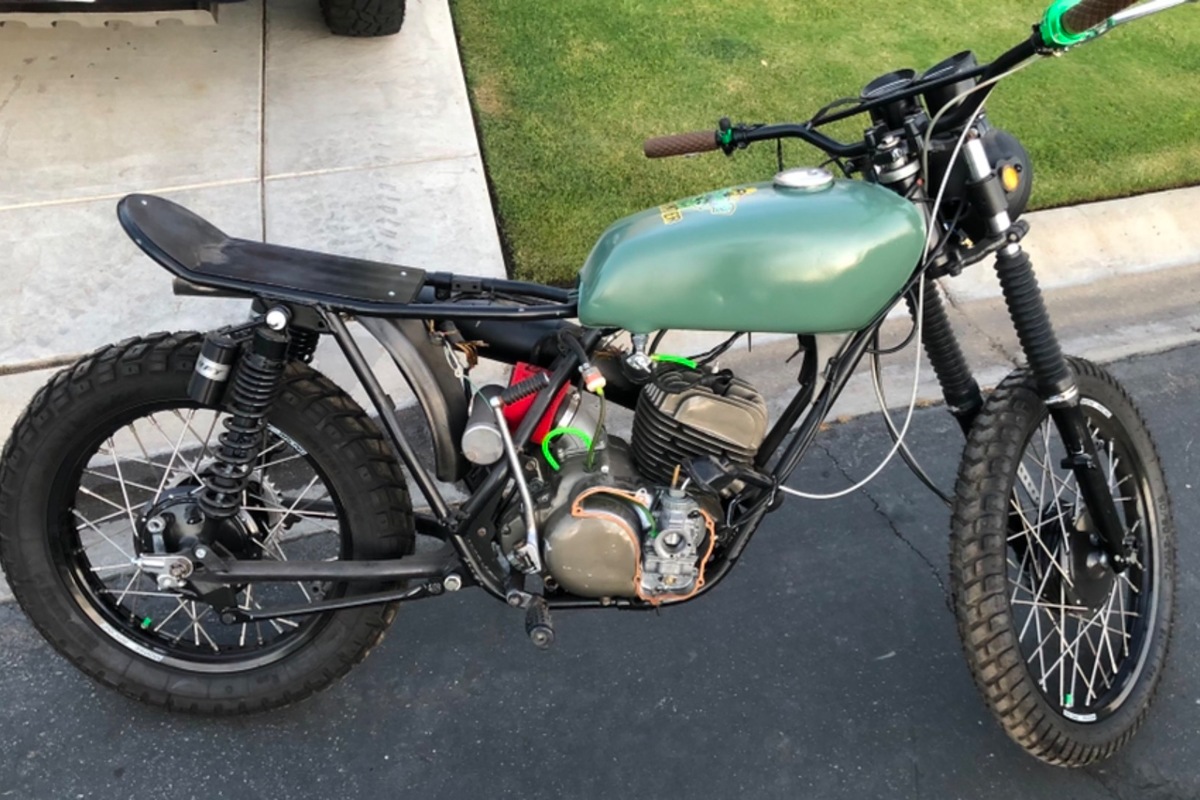1971 Kawasaki F8 250, 6