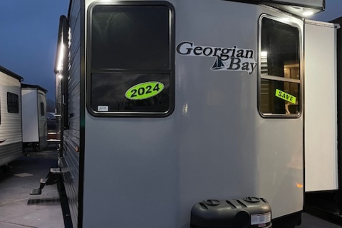 2024 HL ENTERPRISE GEORGIANBAY GB39BH GREY, 0