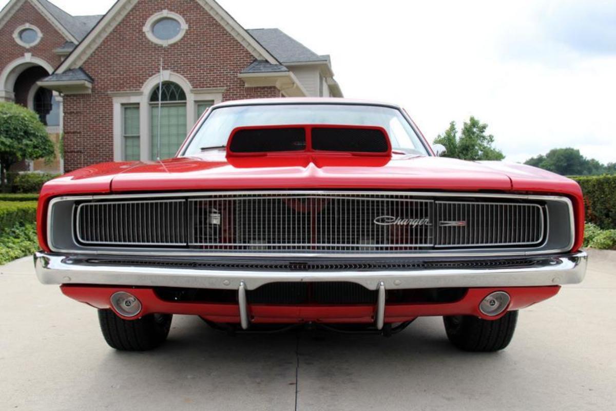 1968 Dodge Charger, 3