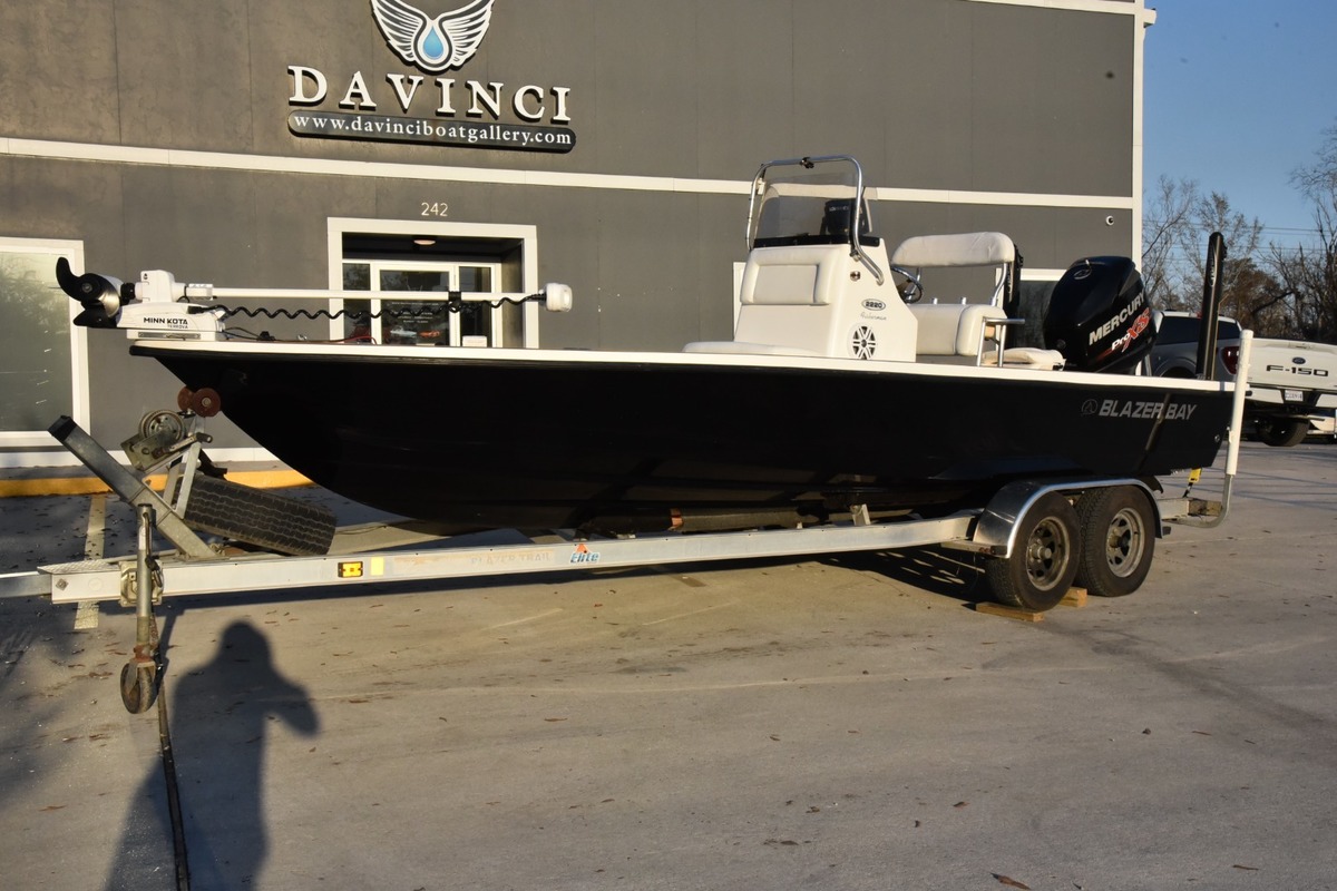 2013 Blazer Bay 2220 Fisherman, 1