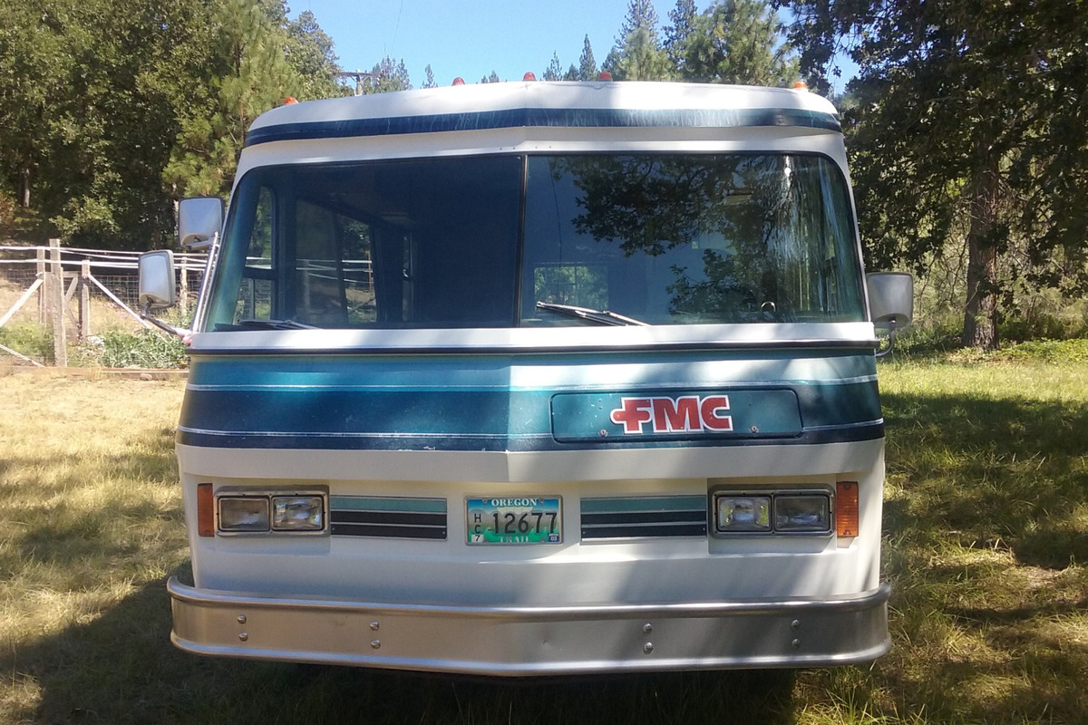1975 FMC 2900R J Model in Prospect, OR