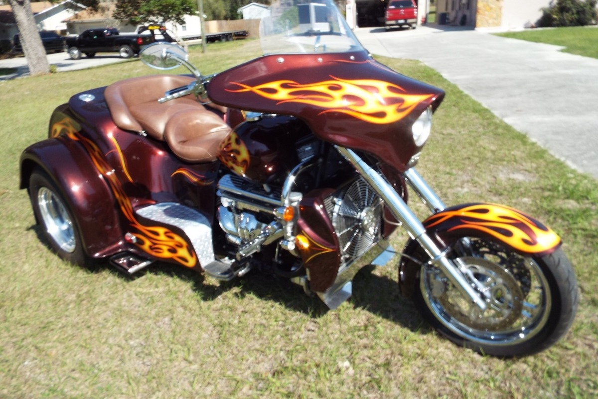 2006 Boss Hoss Trike Coupe Body 350 ZZ4, 1