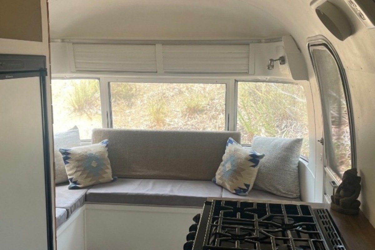 1976 Argosy Airstream, 4