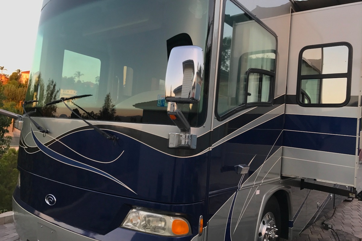 2007 Country Coach Allure Hood River Blue, 20