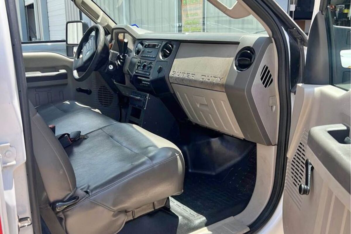 2010 Ford F-350, 4