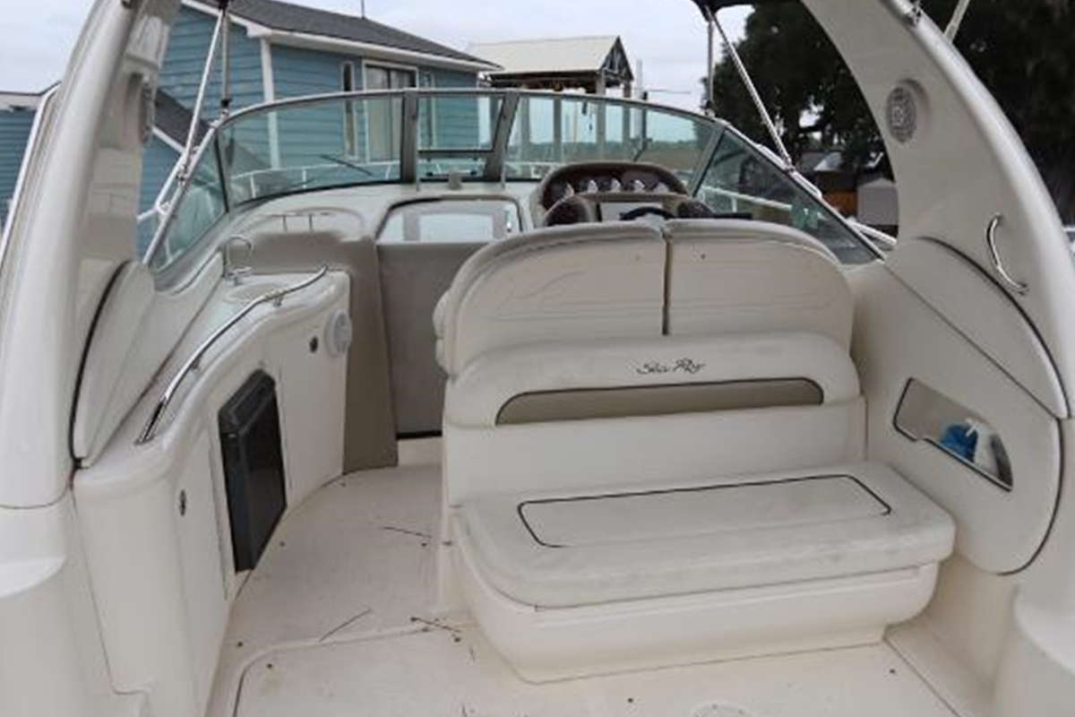 2006 Sea Ray 300 Sundancer, 23