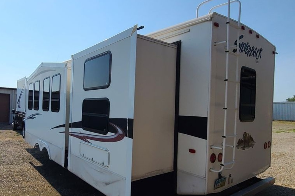 2012 Cedar Creek Silverback, 10