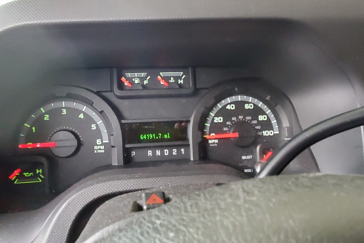 2011 Ford Pleasure Way Traverse, 4