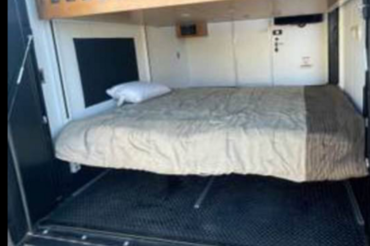 2015 Newmar Canyon Star class A Toy Hauler in Norco, CA