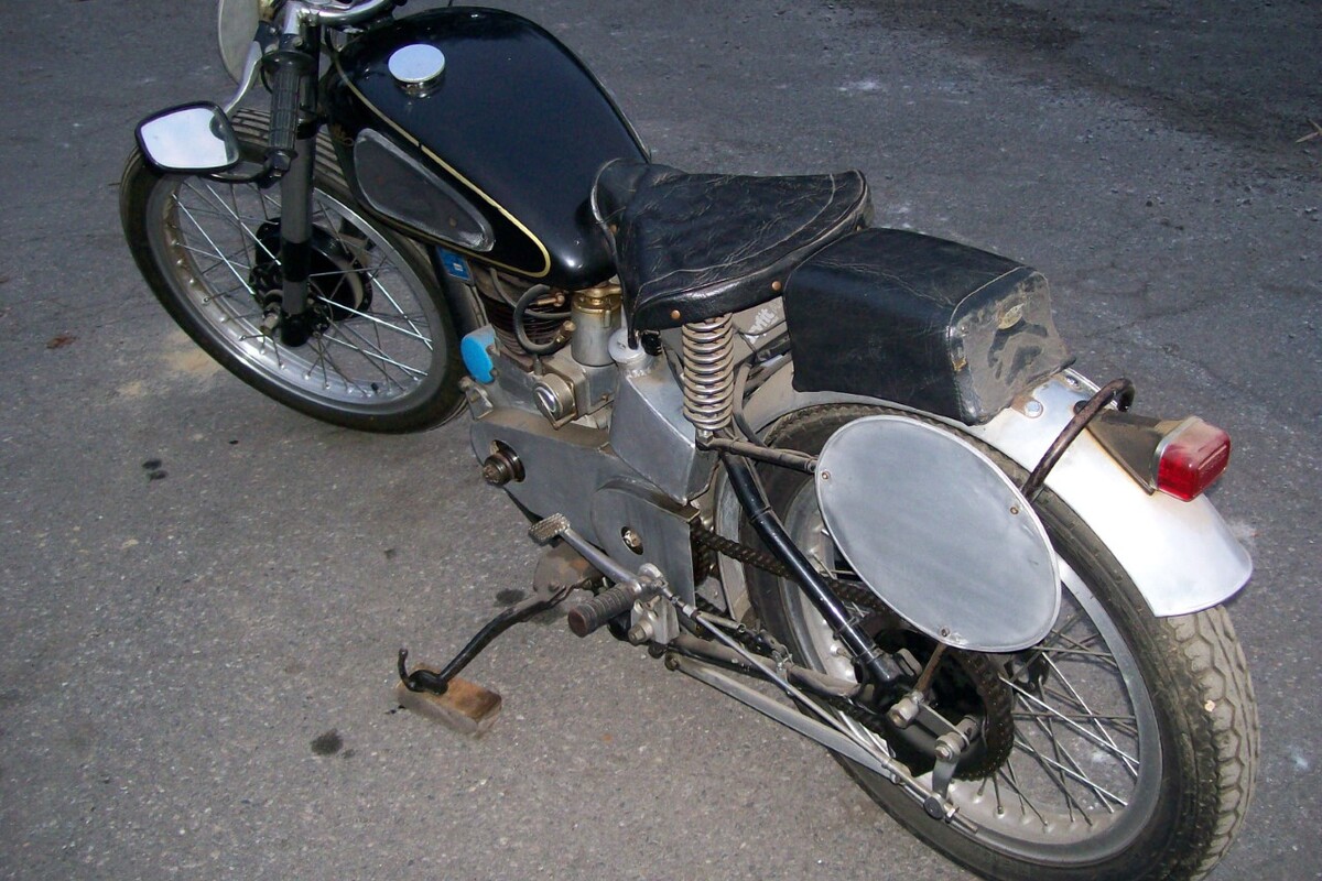 1948 Velocette MAC, 6