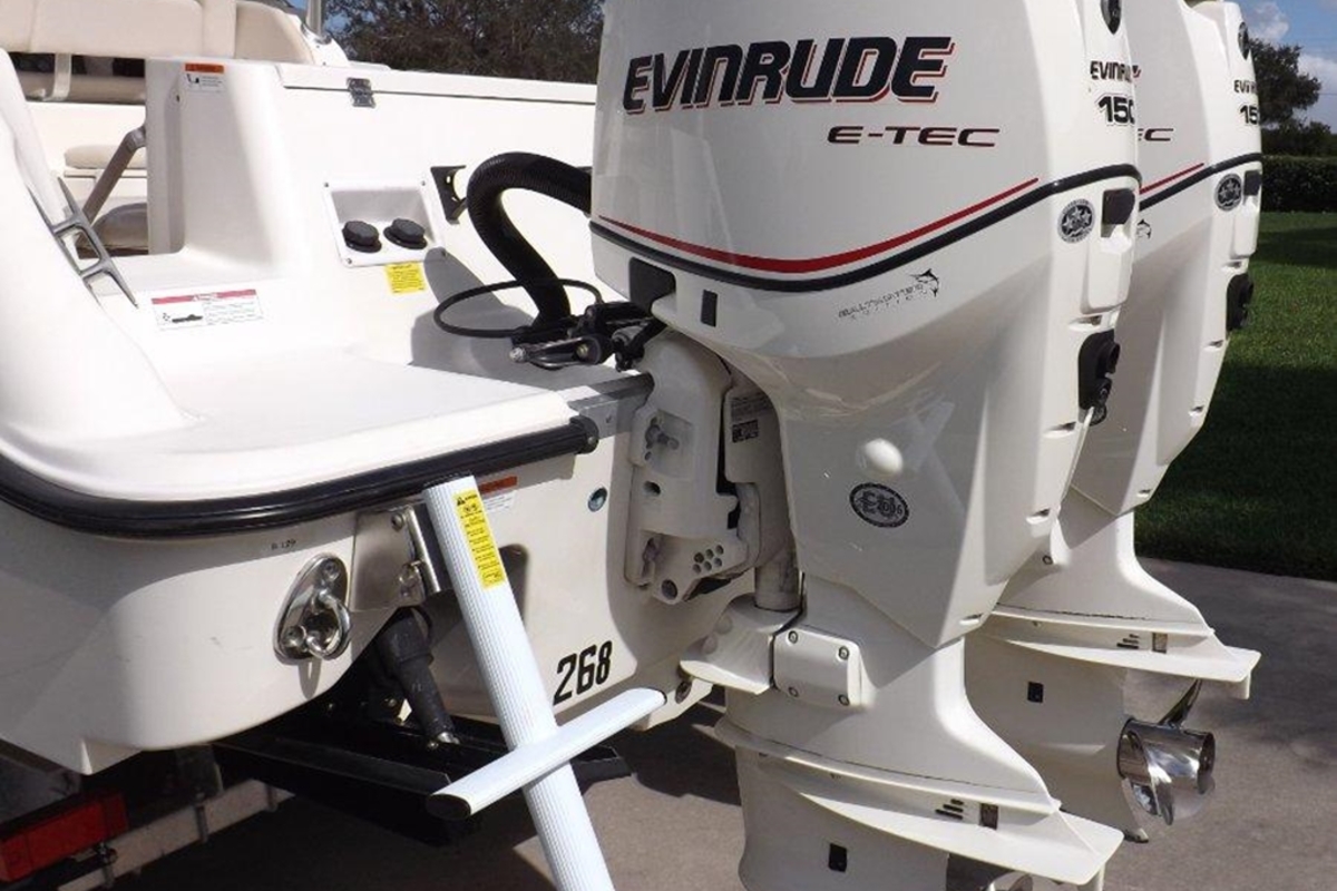 2007 Hydra-Sports Custom 2500 VX Vector Express, 16