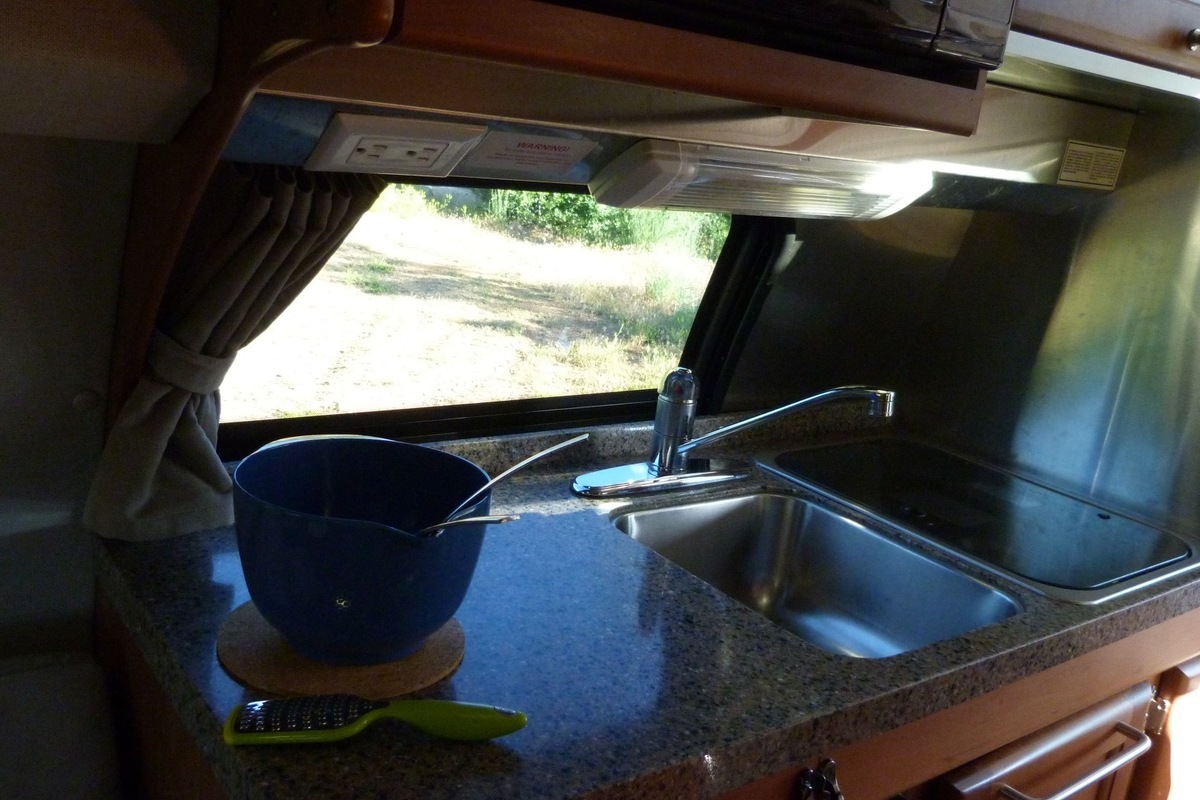 2009 Roadtrek 190 Popular, 23