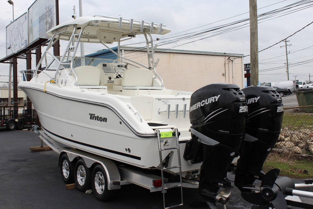 2008 Triton Boats 301 XD, 11