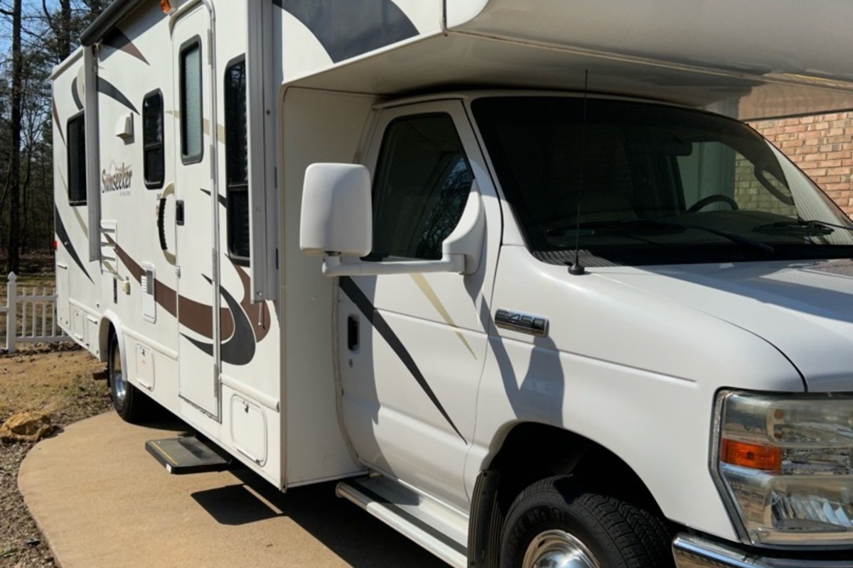 2010 Forest River Sunseeker 2600SL, 1