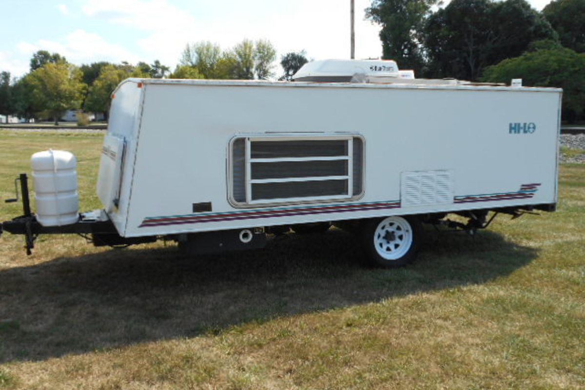 2002 HILO 17RK, 1