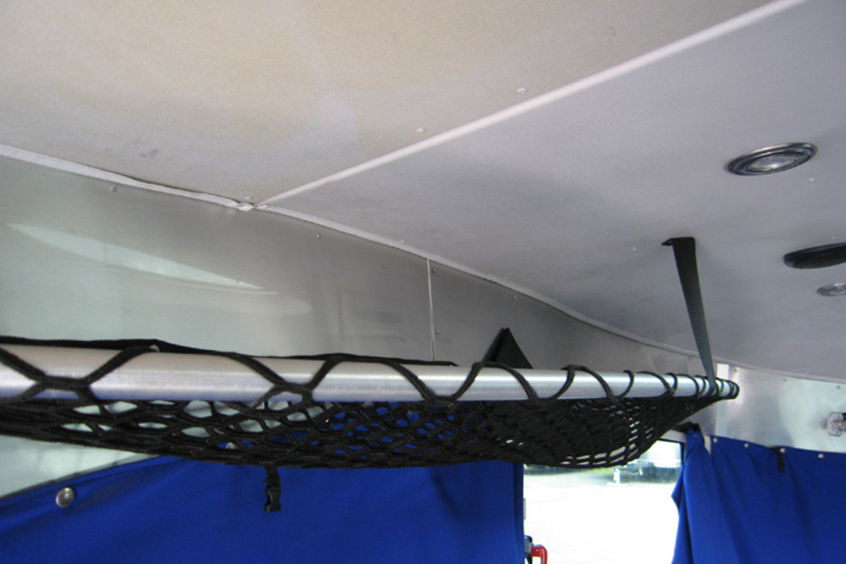 2007 Airstream Basecamp, 12