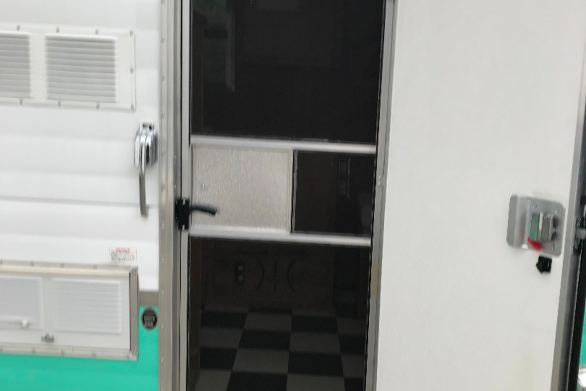 2015 Shasta Airflyte 16 Reissue, 6