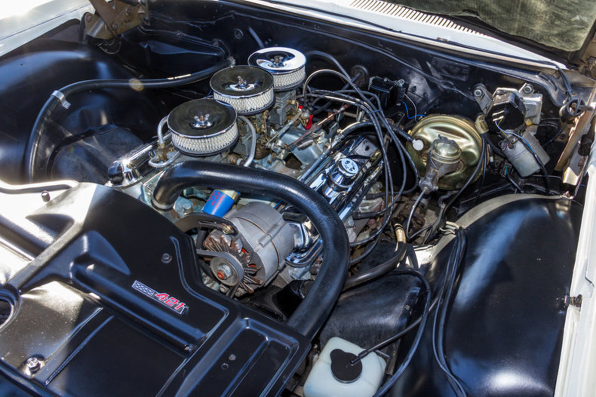 1966 Pontiac 2+2, 1