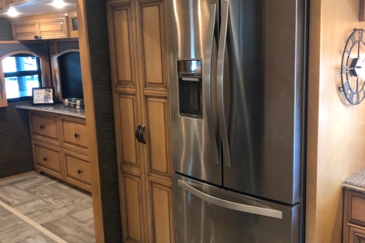 2016 Newmar London Aire 4519, 9