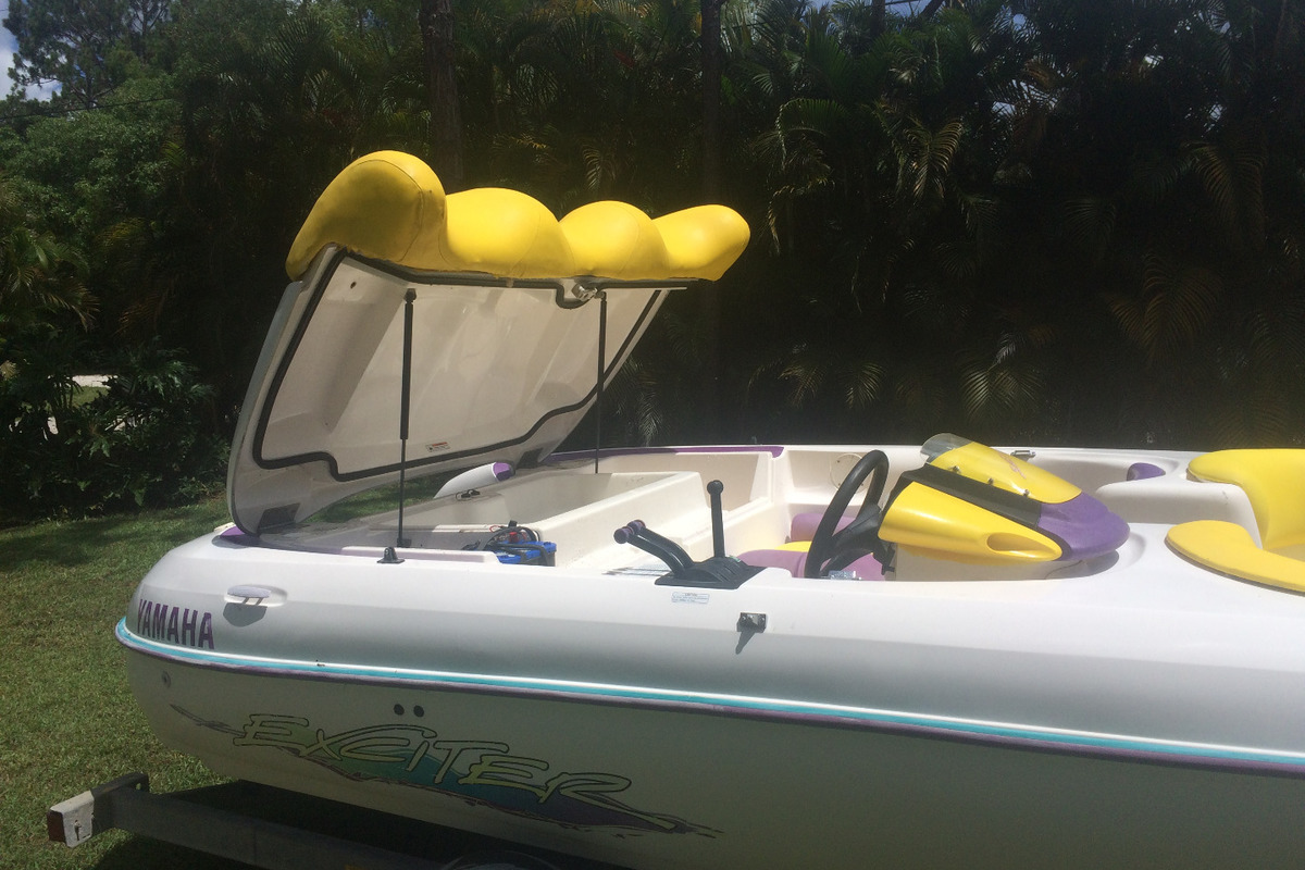 1998 Yamaha Exciter, 6