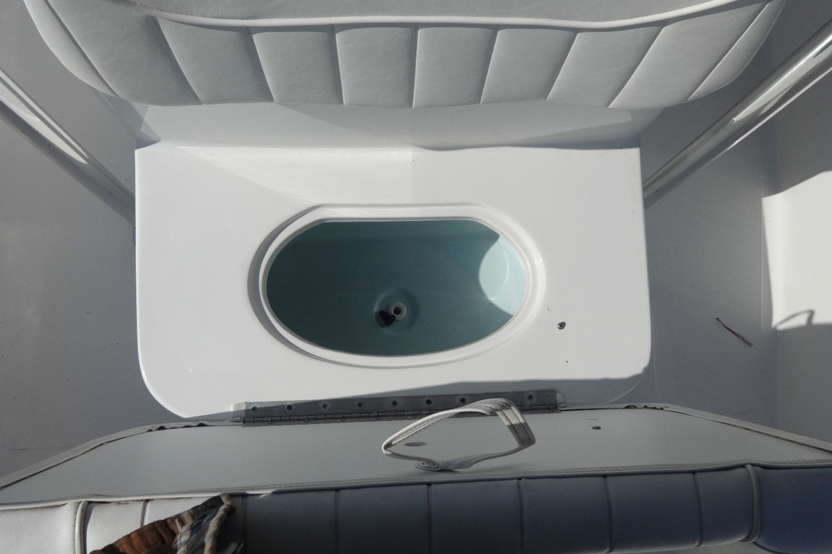 2012 Sea Hunt Triton 210, 19