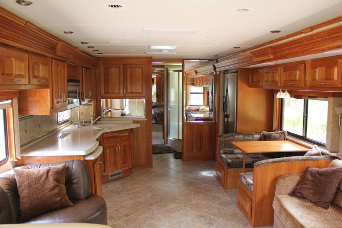 2008 Monaco Camelot 40PDQ, 16