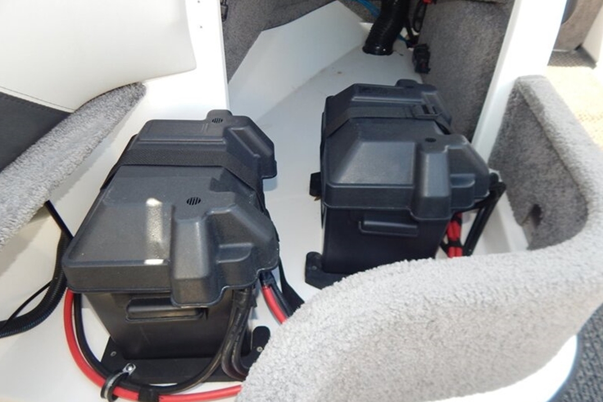 2016 Malibu Wakesetter 22 VLX, 35
