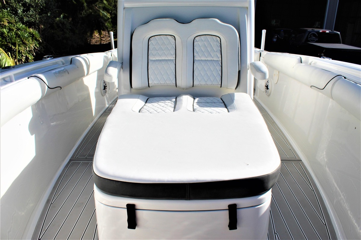 2014 Sea Hunt Gamefish 30, 11