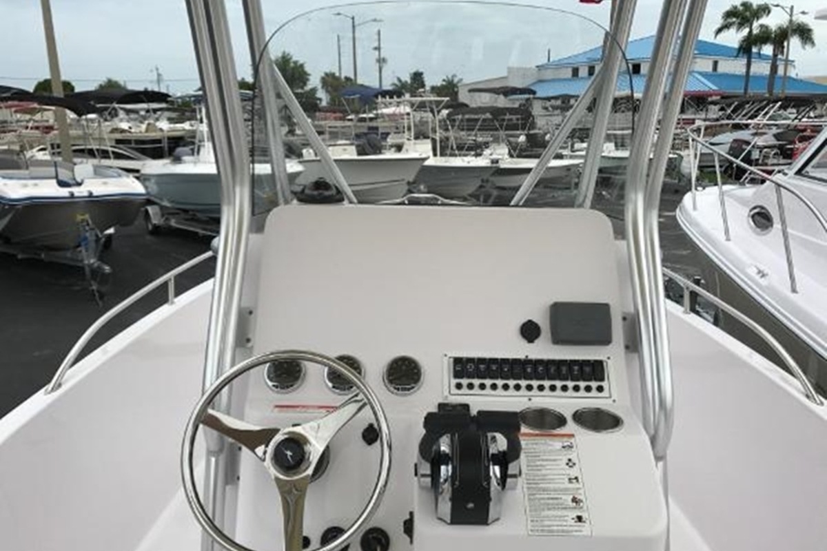 2017 Pro-Line 26 Super Sport, 8