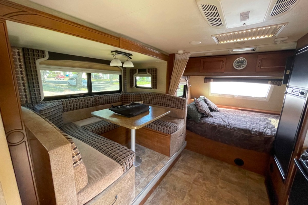 2016 Lance 1685, 5