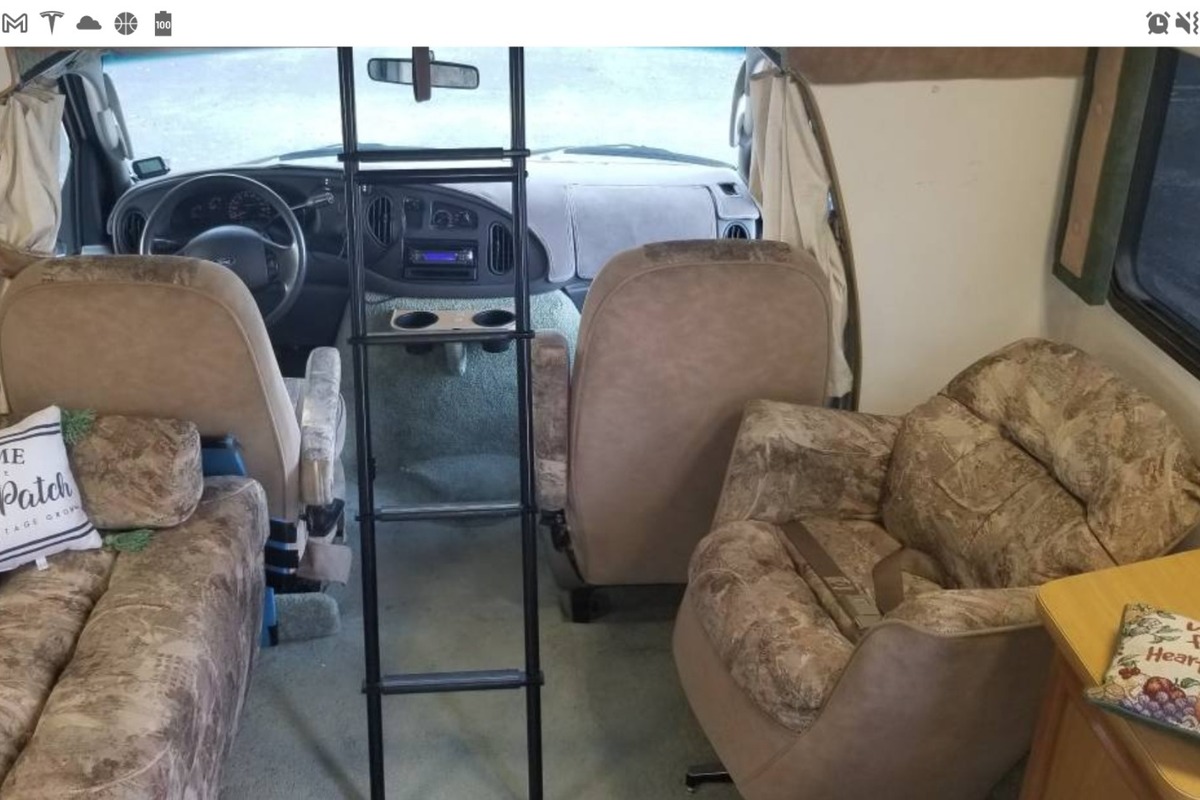 2003 Lazy daze 26.5 rear bath, 5