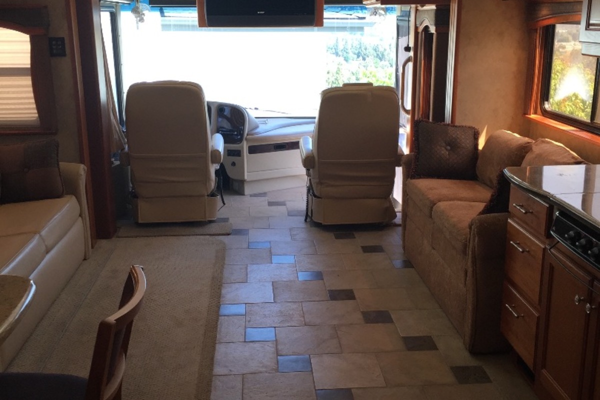 2007 Country Coach Allure Hood River Blue, 22