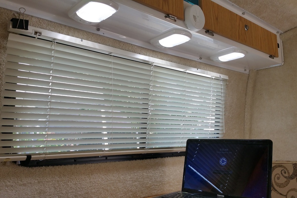 2016 Casita Casita-17 Spirit Deluxe, 11