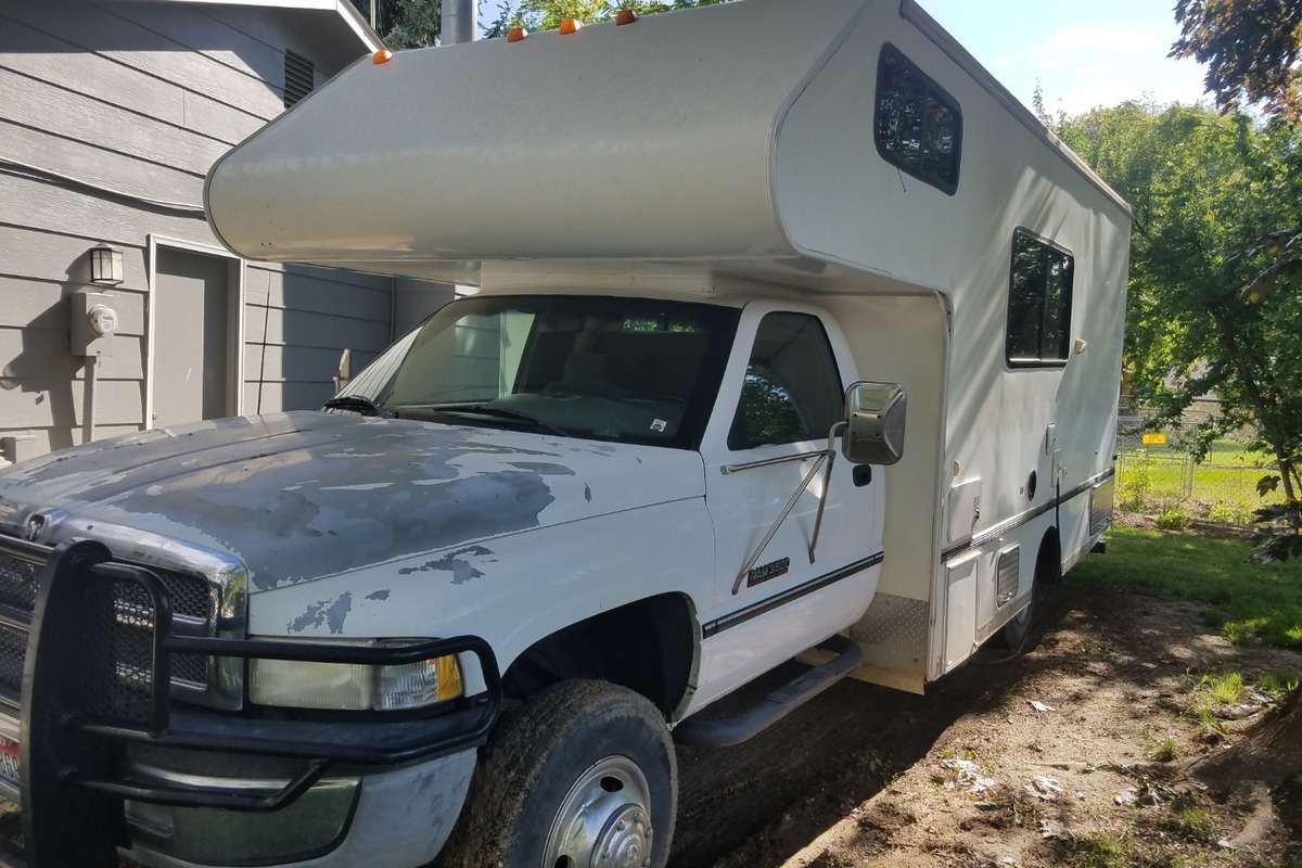 1996 Dodge Ram 3500 5.9 L Serro Scotty Class - C, 0