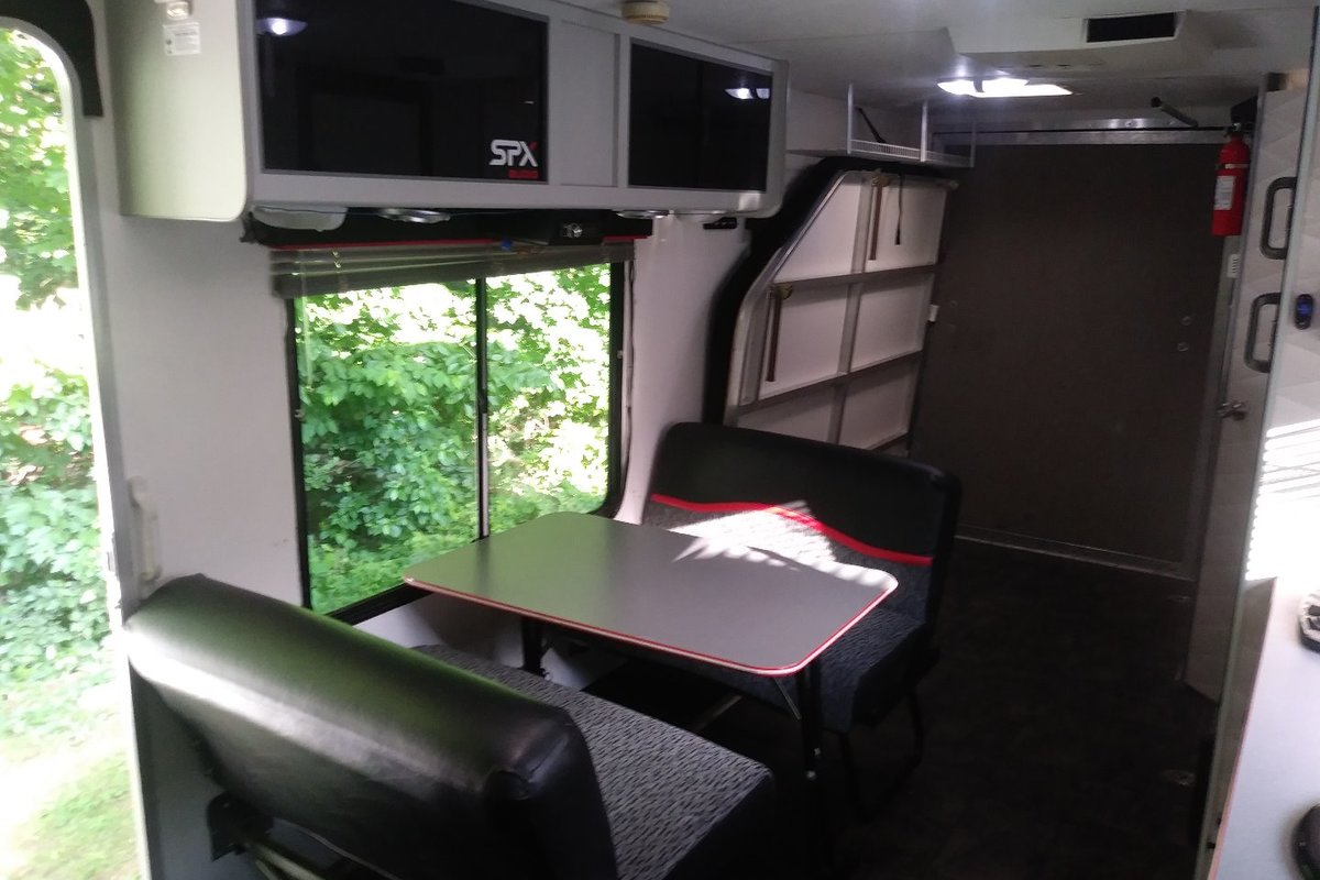2006 Keystone Hobbi HB200, 8