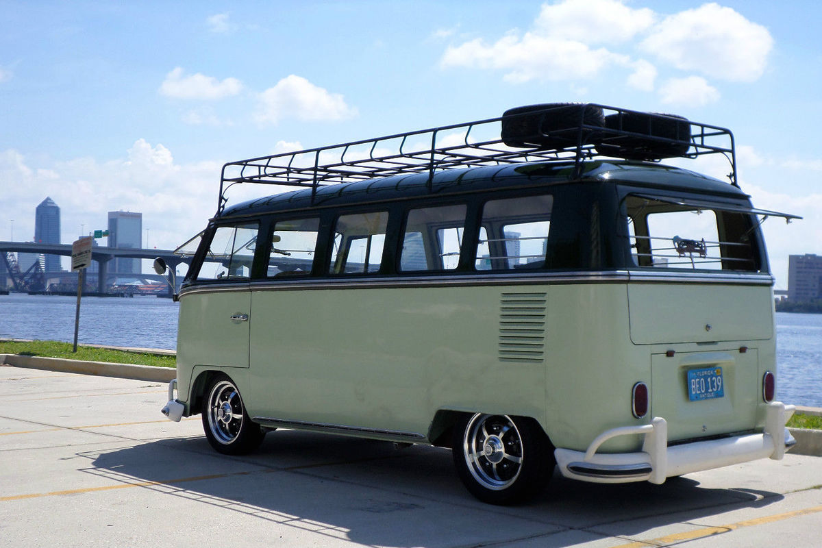 1965 Volkswagen Bus/Vanagon 13 window deluxe, 1