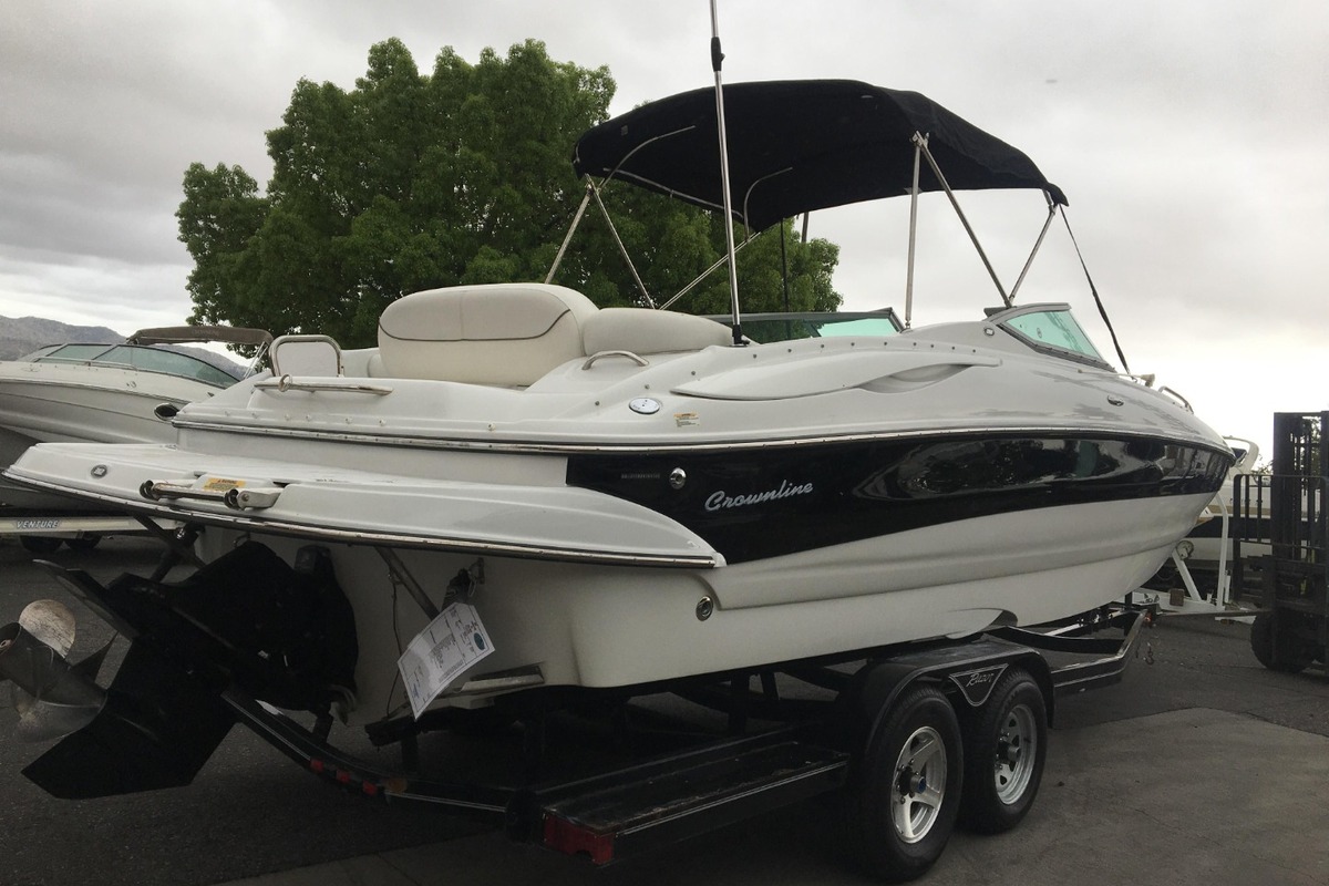 2006 Crownline 262, 3