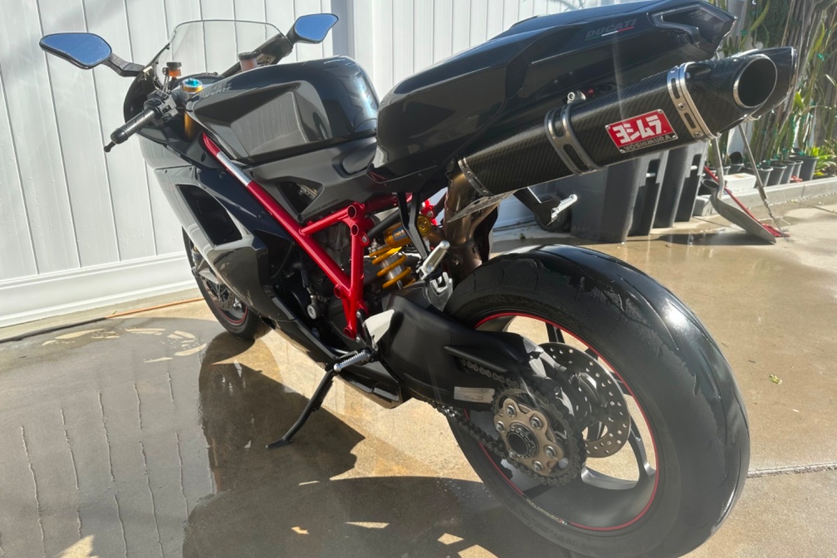 2010 Ducati 1198S, 8