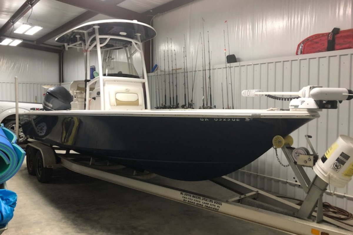 2016 Sportsman 247 Platinum Master Bay Boat, 4